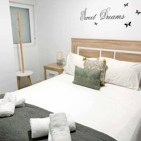 Apartment in Alicante downtown/El Postiguet beach Buitenkant foto