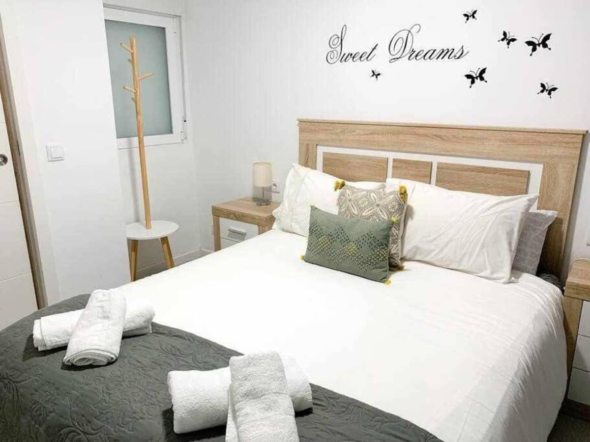 Apartment in Alicante downtown/El Postiguet beach Buitenkant foto