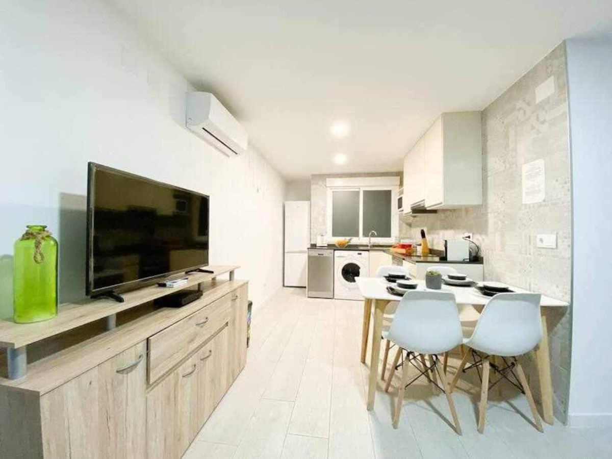 Apartment in Alicante downtown/El Postiguet beach Buitenkant foto